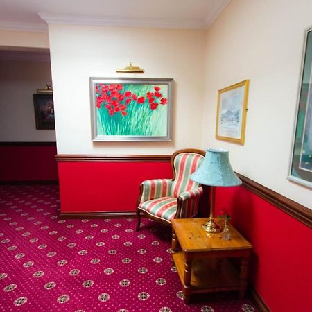 Kathleens Country House Lower Coolcorcoran Екстер'єр фото